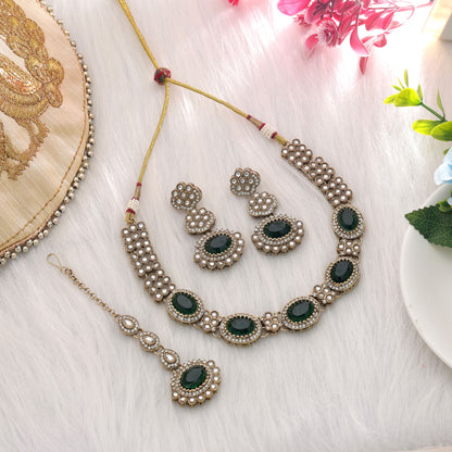 Premium Green Color Kundan Necklace Set With Elegant Traditional Party Design