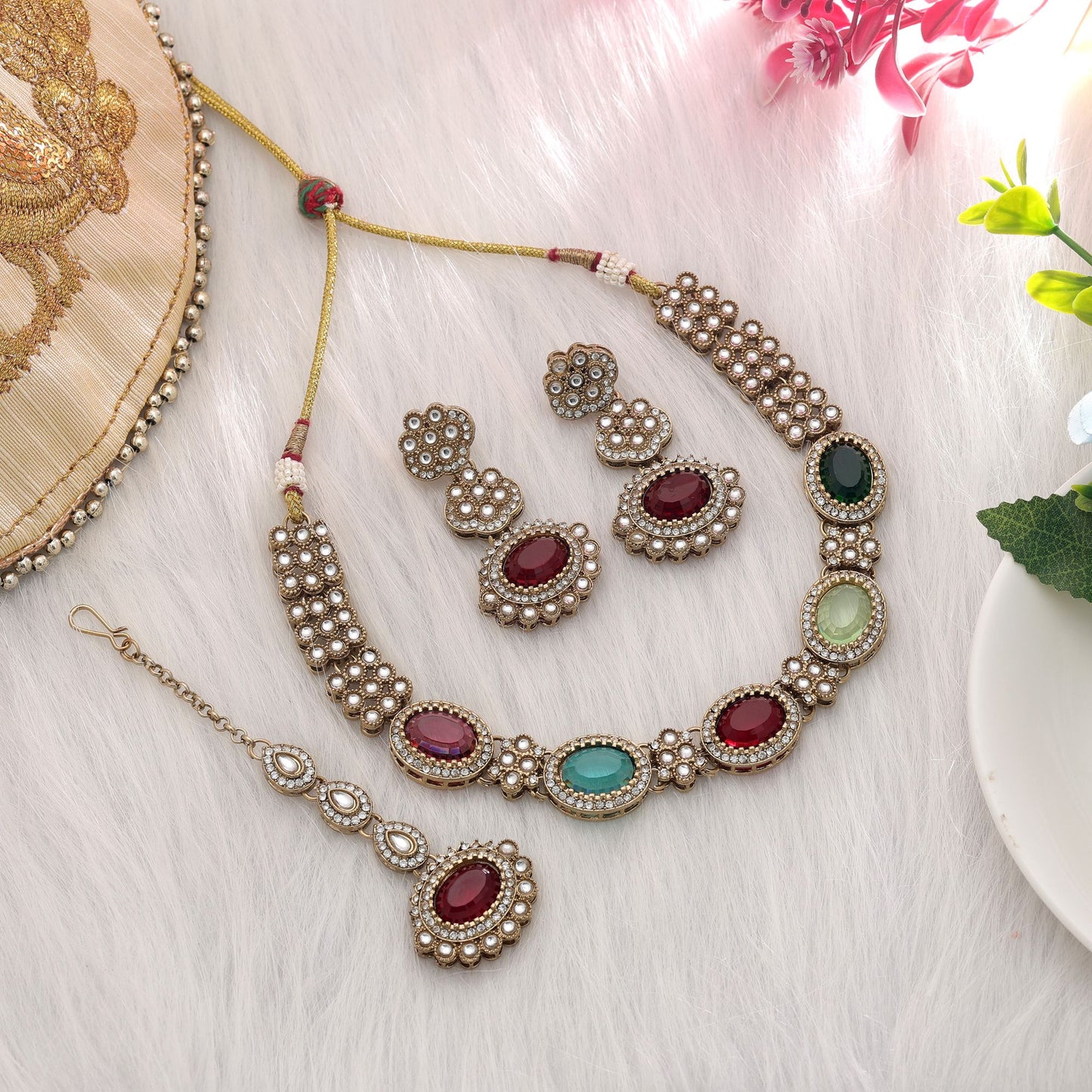 Stylish Multi Color Kundan Necklace Set With Traditional Ethnic Artwork Design