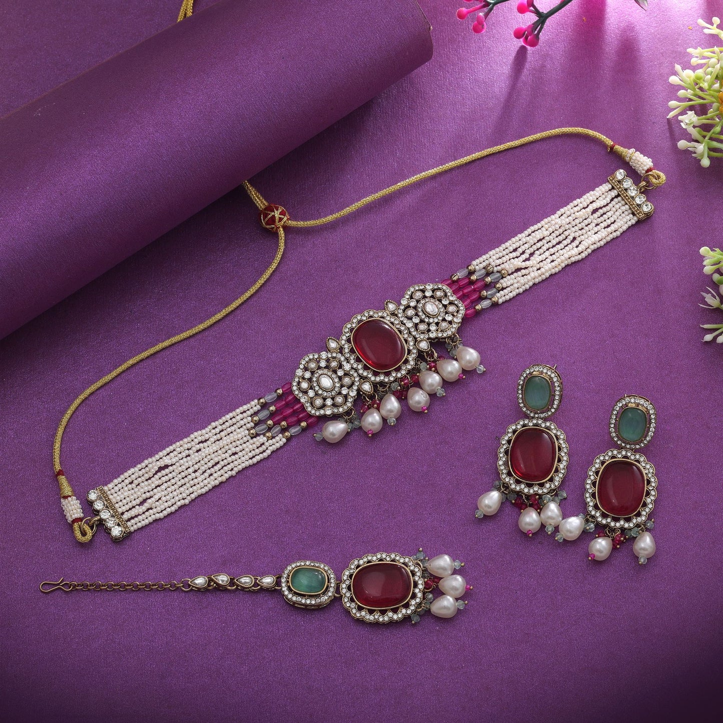 Stylish Multi Color Choker Kundan Necklace Set With Royal Traditional Finish