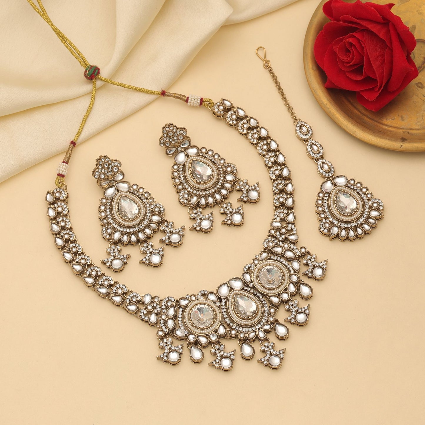 Stylish White Color Kundan Necklace Set For Women Festive Bridal Wear