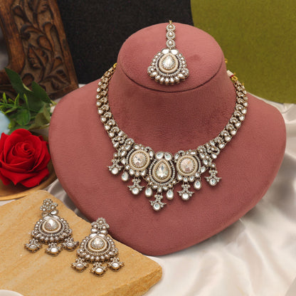 Stylish White Color Kundan Necklace Set For Women Festive Bridal Wear