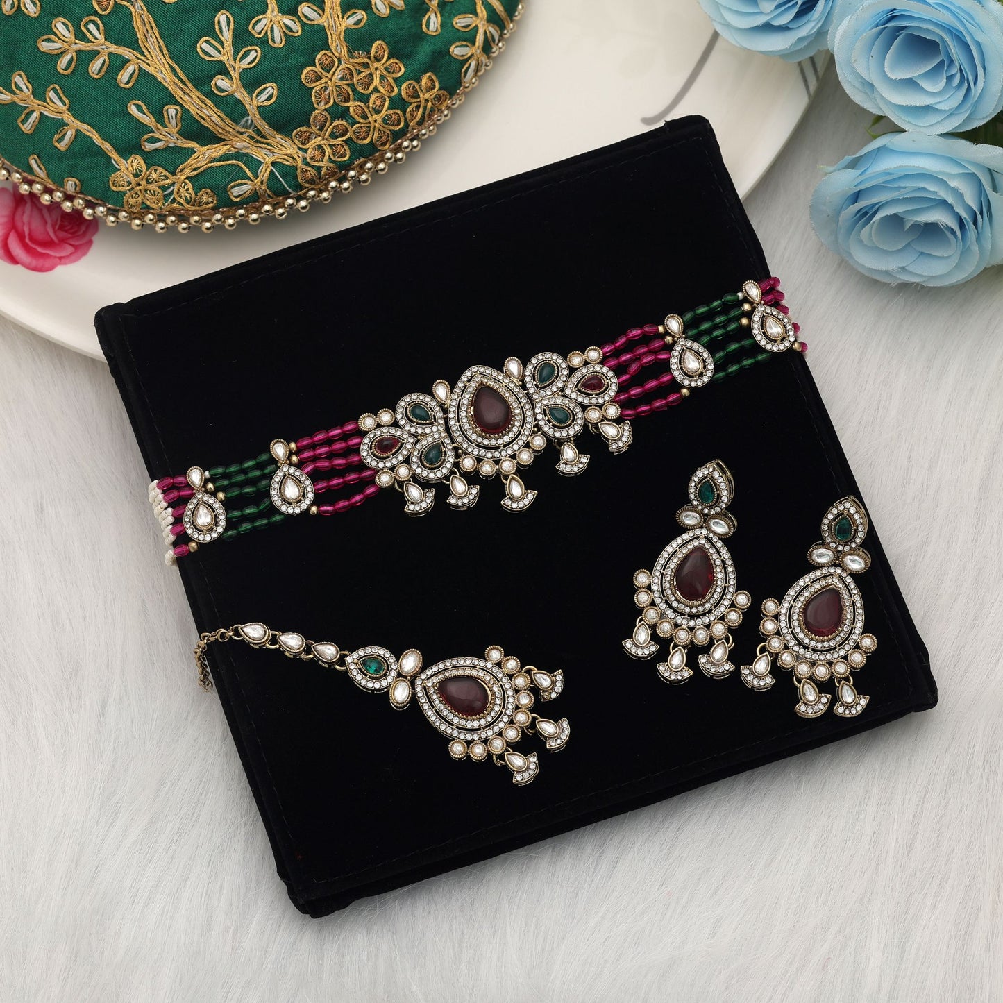 Designer Multi Color Choker Kundan Necklace Set With Elegant Ethnic Artwork