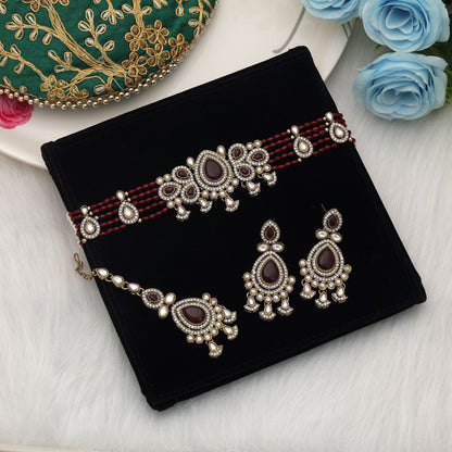 Elegant Maroon Color Choker Kundan Necklace Set With Traditional Bridal Artwork
