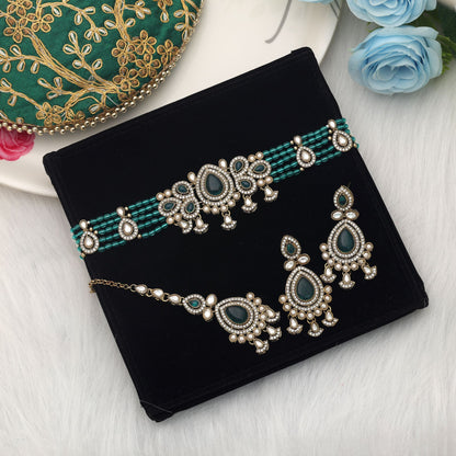 Stylish Rama Green Color Choker Kundan Necklace Set With Traditional Touch