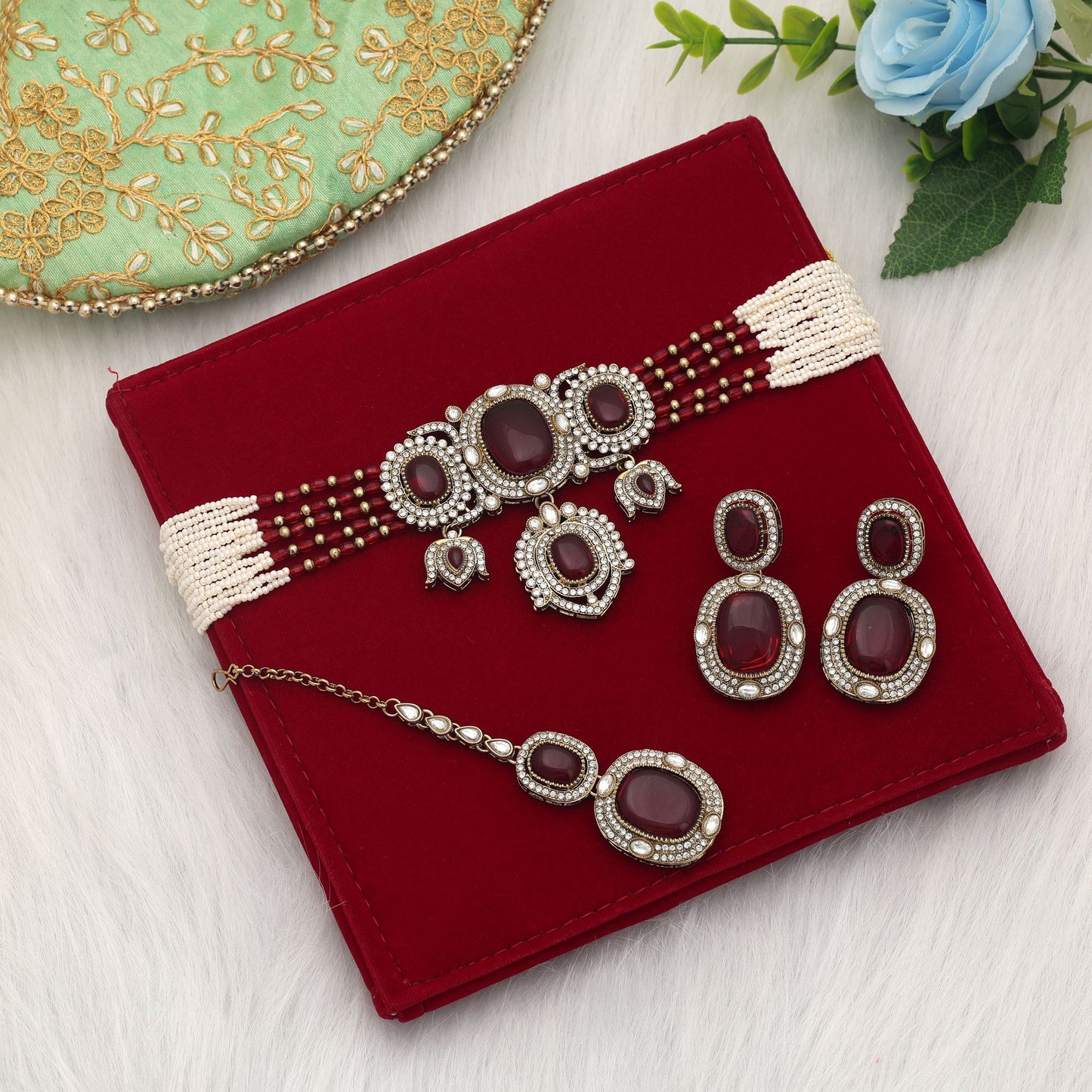 Charming Maroon Color Choker Kundan Necklace Set With Traditional Ethnic Style