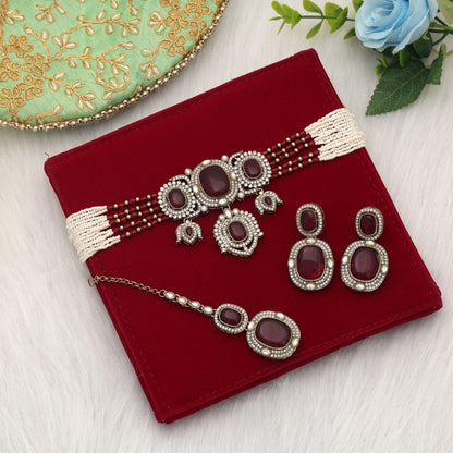 Charming Maroon Color Choker Kundan Necklace Set With Traditional Ethnic Style