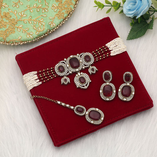 Charming Maroon Color Choker Kundan Necklace Set With Traditional Ethnic Style