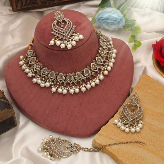 Charming Gold Color Kundan Necklace Set With Traditional Royal Ethnic Style