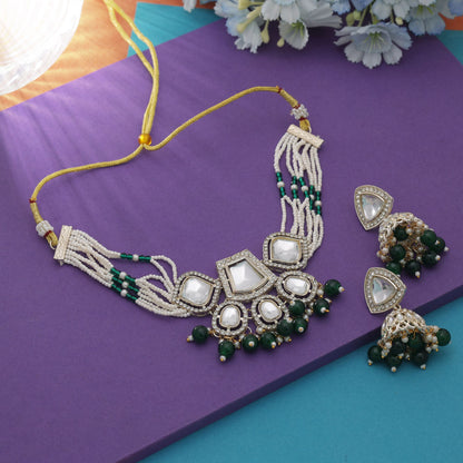 Stylish Green Color Choker Kundan Necklace Set With Elegant Traditional Design