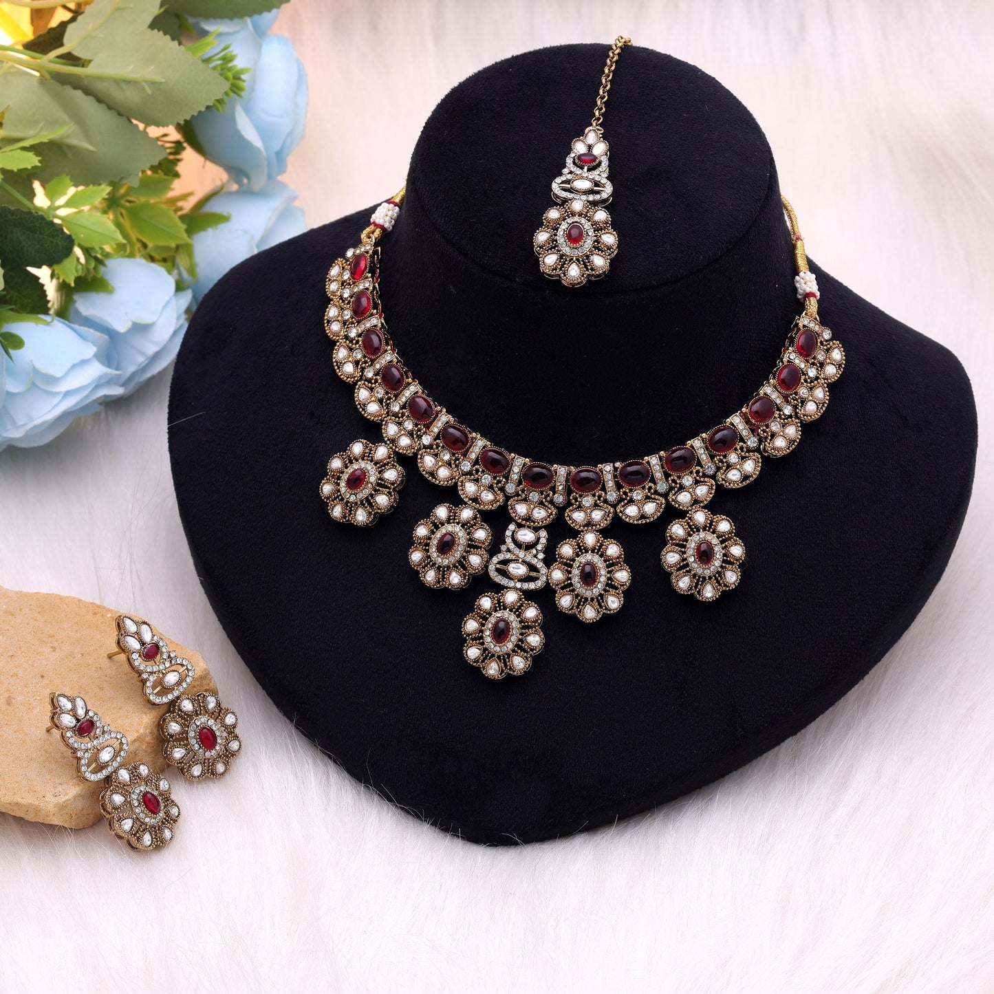 Red Color Kundan Jewellery Set with Elegant Wedding Traditional Fashion Appeal