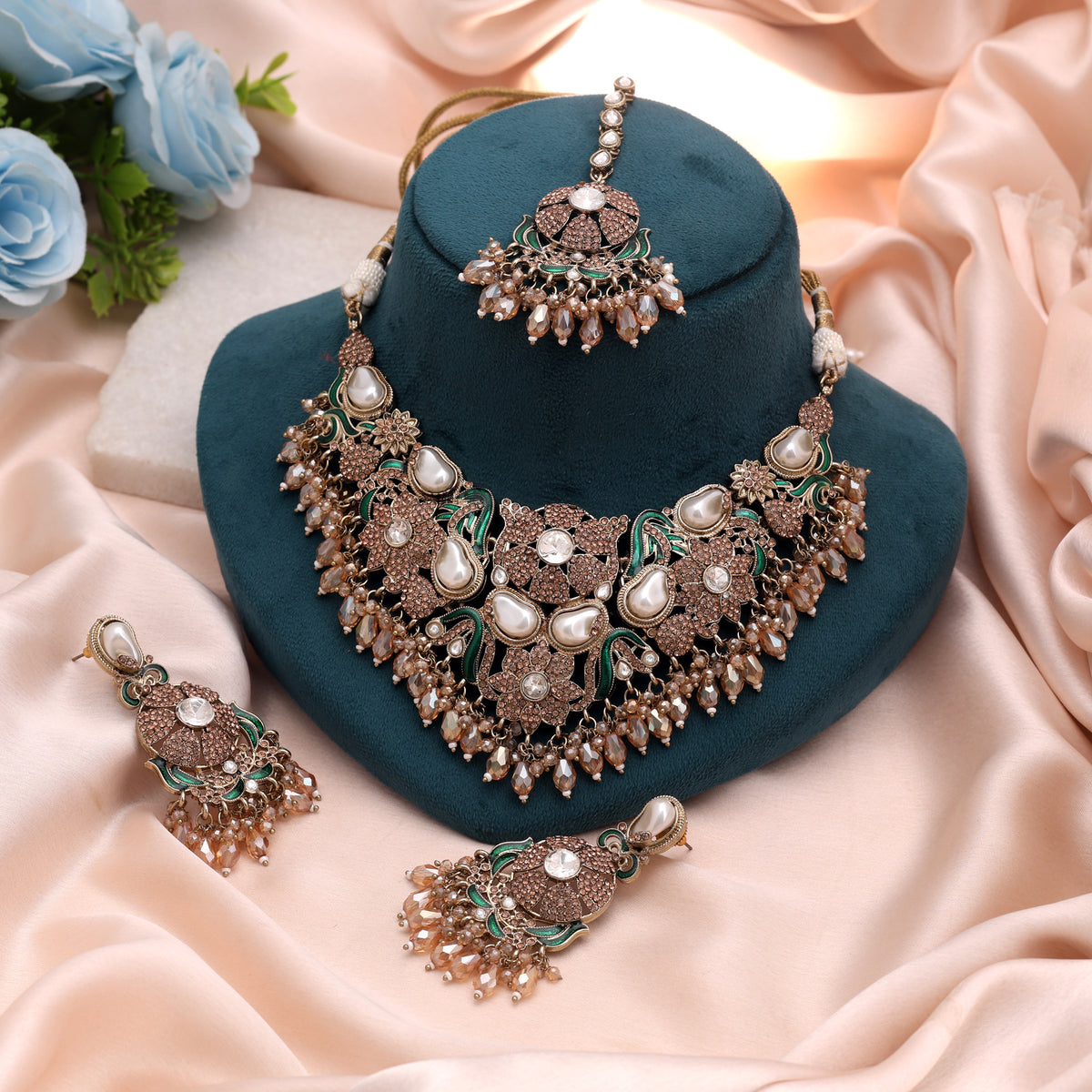Opulent Metallic Gold Color Turkish Kundan Necklace Set For Festive Evening Parties