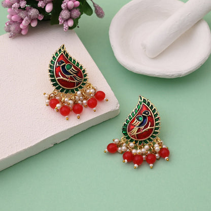Stilvolle rote Meenakari-Ohrringe für Brautmode und festliche Outfits