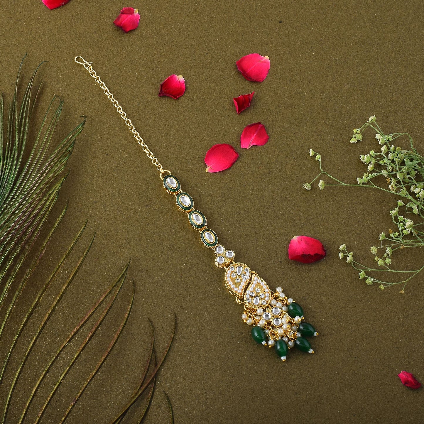 Gorgeous Green Color Kundan Maang Tikka Designed with Exquisite Handmade Traditional Jewelry Craft