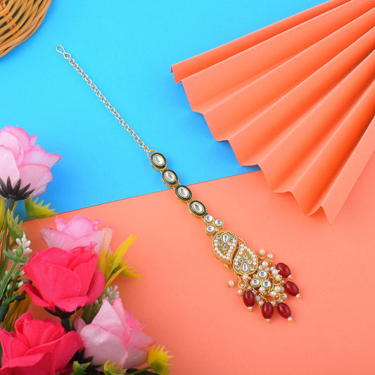 Klassischer Kundan Maang Tikka in Kastanienbraun, entworfen für Bräute, Festivals und Partys