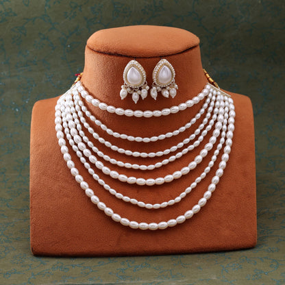 Wunderschönes weißes Puwai-Halsketten-Set, perfekt für ethnische Party-Outfits