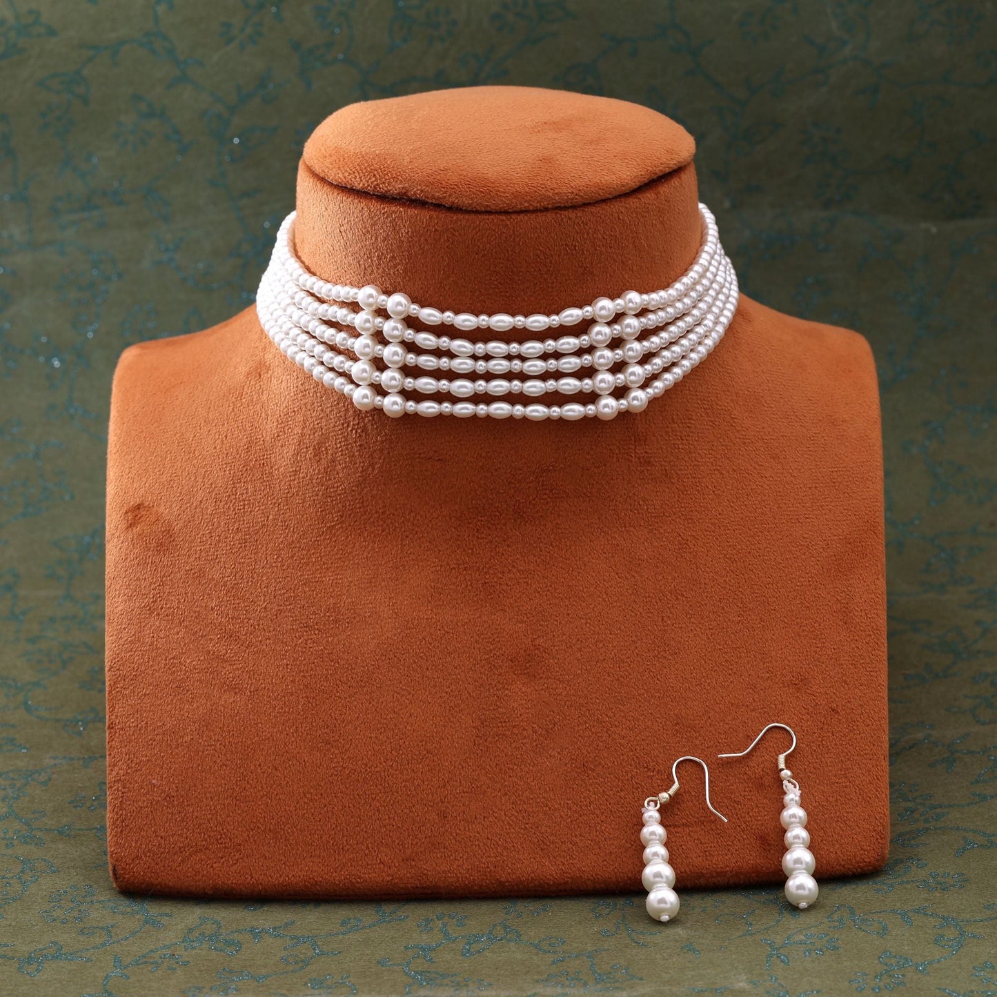 Wunderschönes weißes Puwai-Halsketten-Set für Hochzeiten und besondere Anlässe