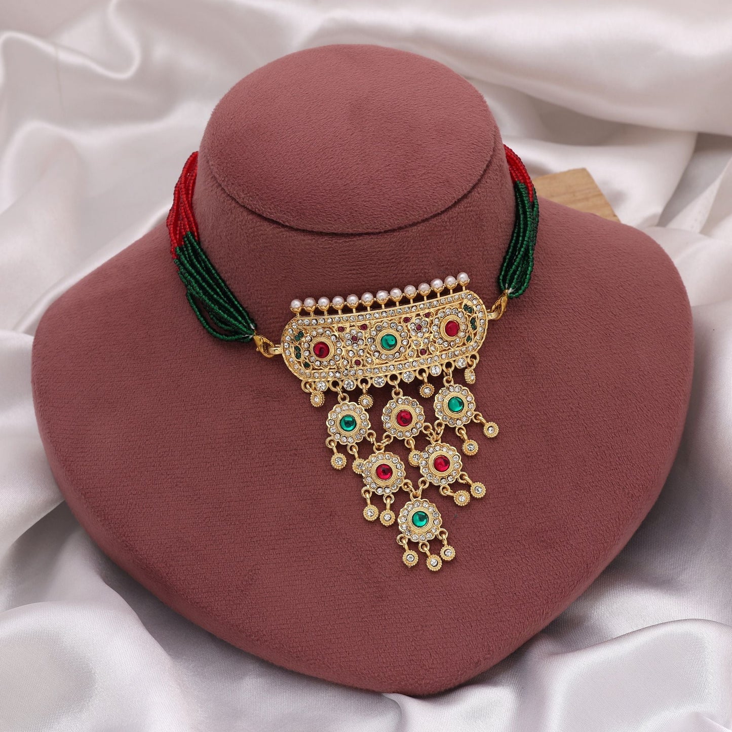 Rani & Grüner Choker Rajputi Schmuck Rani Haar Inspiriert vom königlichen Rajputana Erbe
