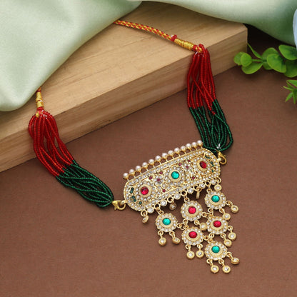 Rani & Grüner Choker Rajputi Schmuck Rani Haar Inspiriert vom königlichen Rajputana Erbe