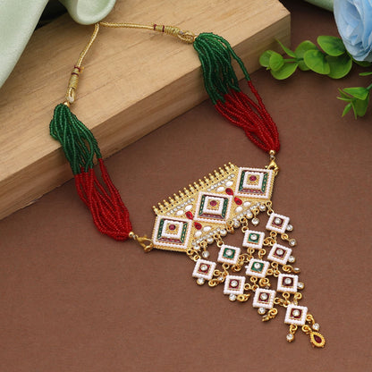 Mehrfarbiger Choker Rajputi Schmuck Rani Haar, entworfen für königliche Hochzeits-Styling