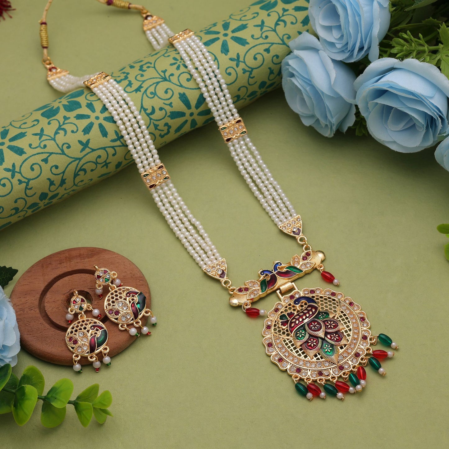 Graceful Multi Color Jewellery Rani Haar Showcasing Detailed Kundan Necklace Set