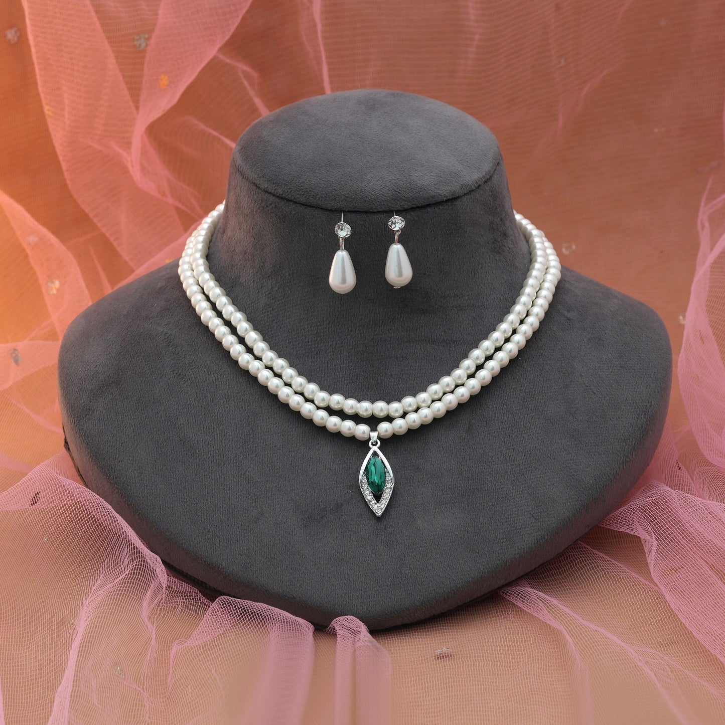 Green Color Stone Necklace Set Elegant Ethnic Festive Jewelry Design