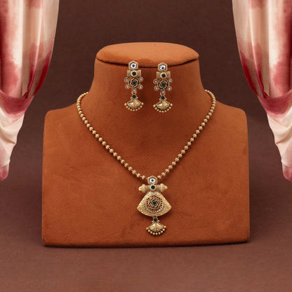 Vibrant Green Color Matte Gold Necklace Set Adorned With Intricate Detailing