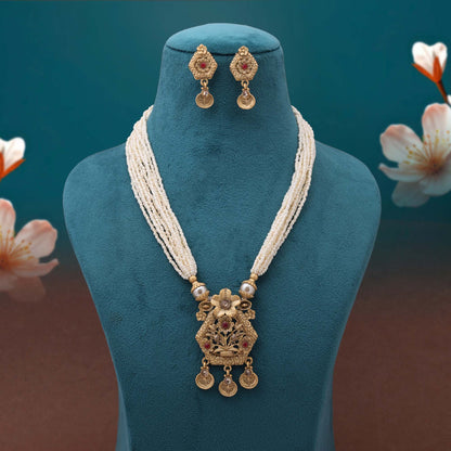 Beautiful Rani Color Matte Gold Necklace Set Highlighting Delicate Artistic Detailing