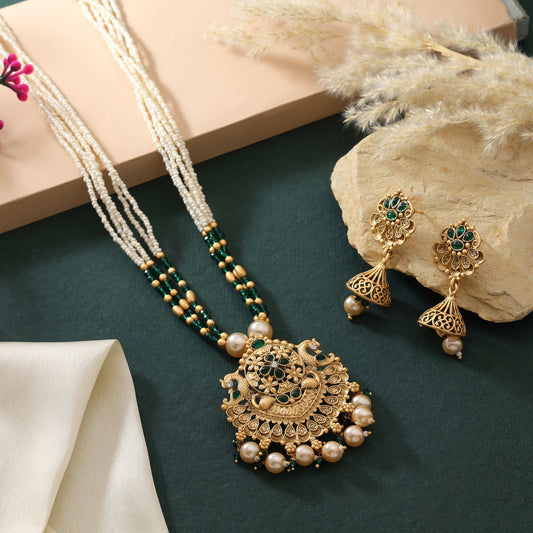 Fresh Green Color Matte Gold Necklace Set With Elegant Floral Inspired Patterns