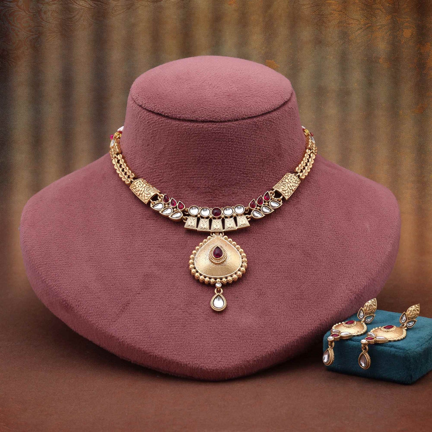 Trendy Rani Color Matte Gold Necklace Set Featuring Handcrafted Kundan Stones