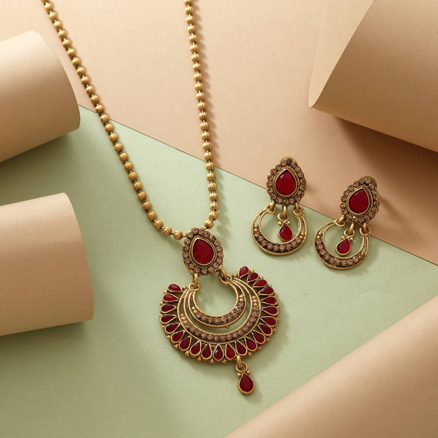 Traditional Rani Color Matte Gold Necklace Set Designed For Elegant Festivities