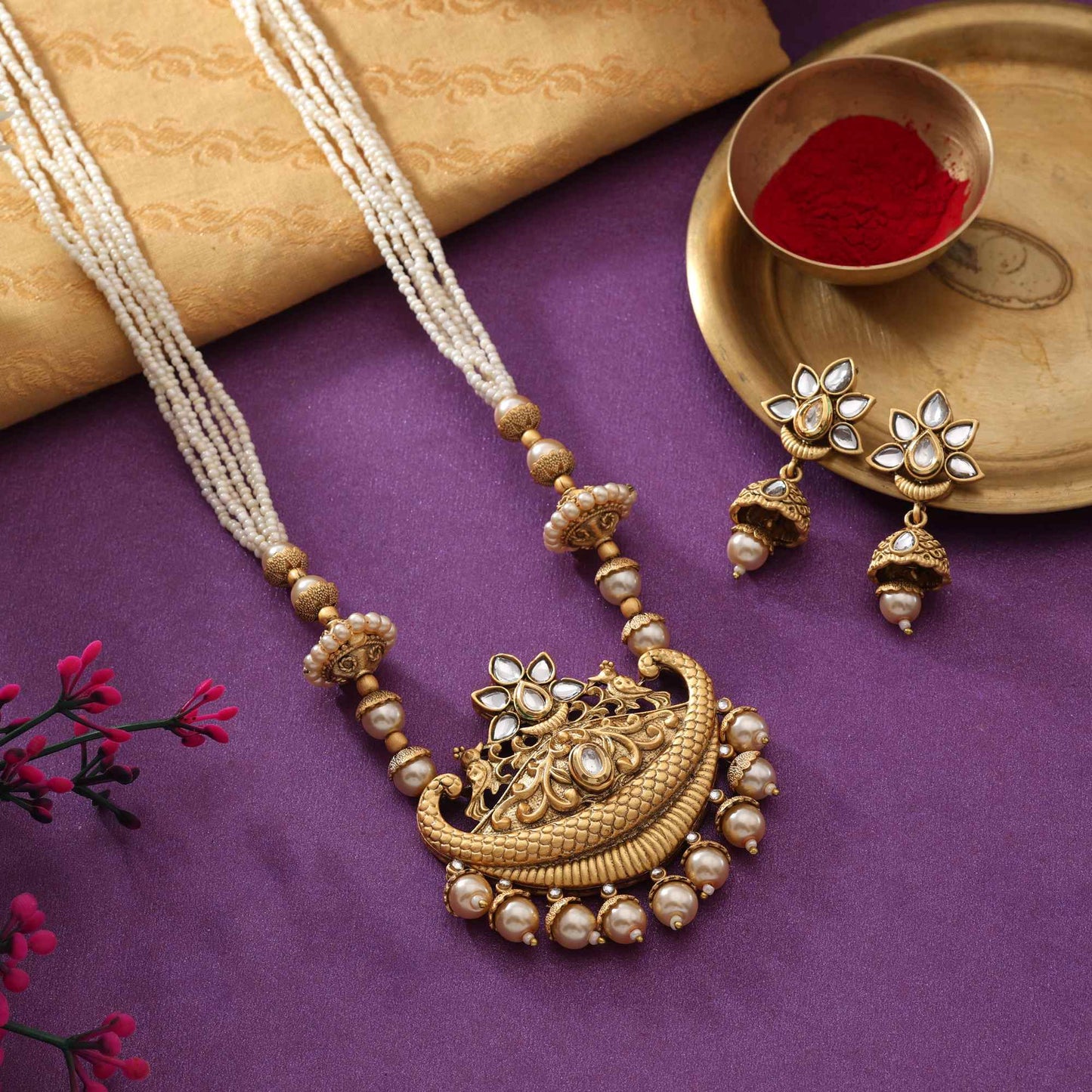 Gleaming Gold Color Matte Gold Necklace Set Perfect For Festive Celebrations