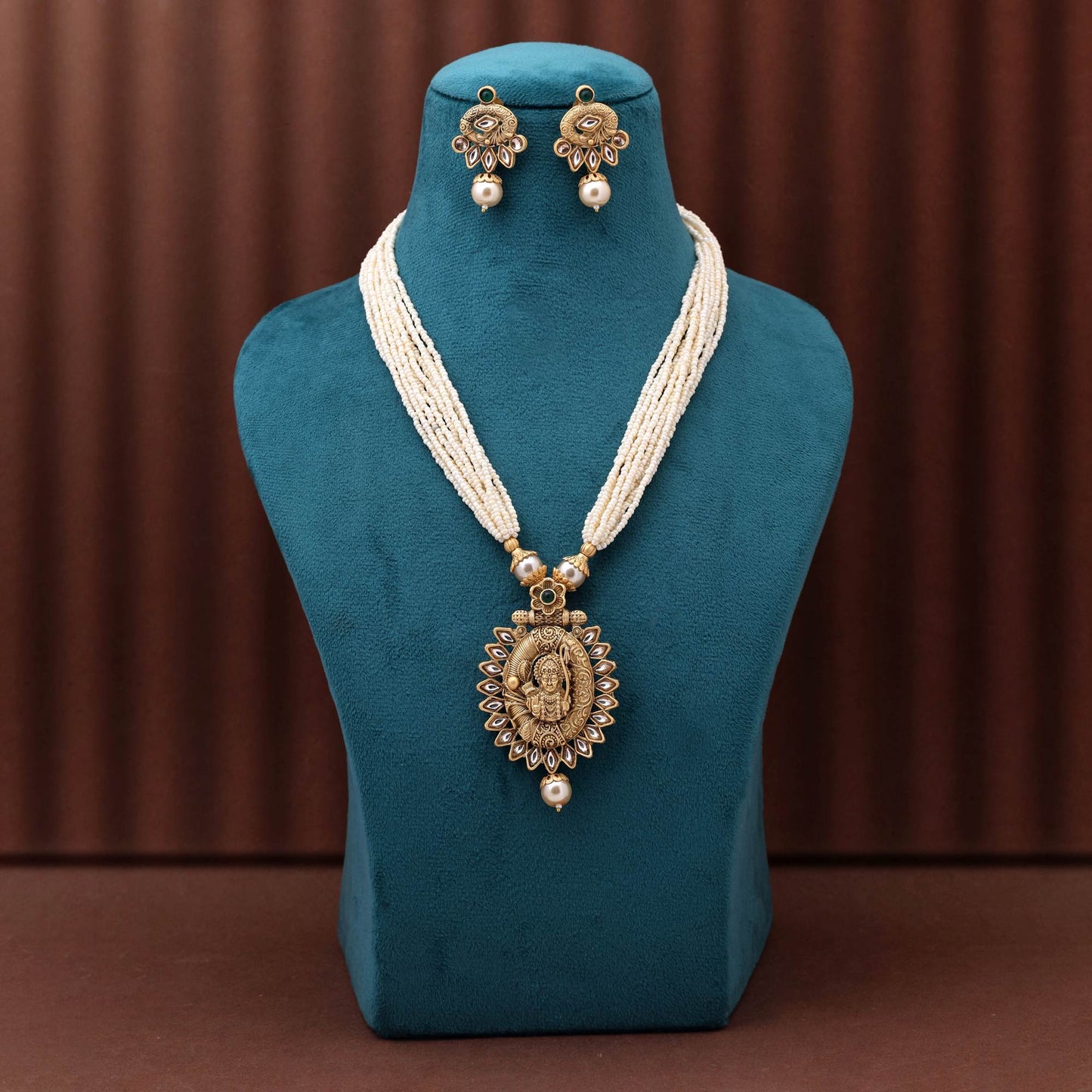 Traditional Green Color Matte Gold Necklace Set With Temple Style Pendant And Earrings