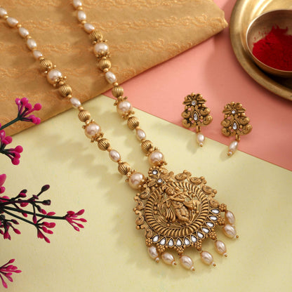 Premium Gold Color Matte Gold Necklace Set Perfect For Bridal Collections And Party Wear