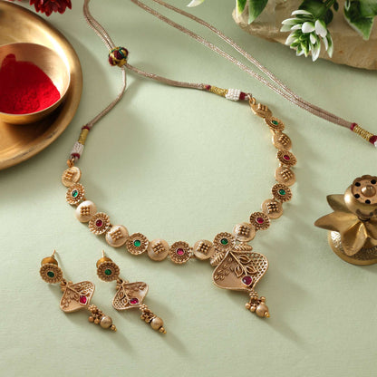 Heritage Rani And Green Color Matte Gold Necklace Set Crafted With Detailed Filigree Work