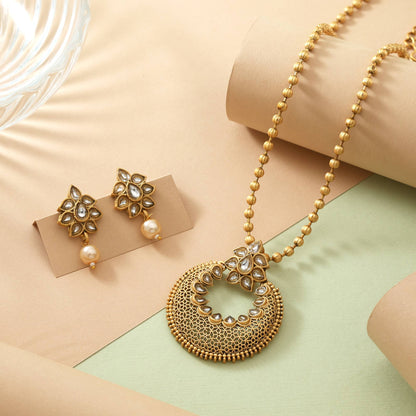 Premium Gold Color Matte Gold Necklace Set Featuring Artistic Floral And Leaf Pattern Design
