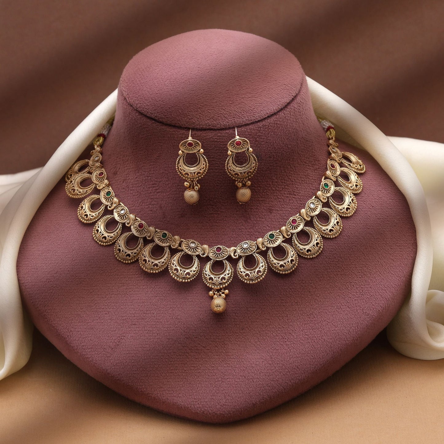 Rani & Green Color Matte Gold Necklace Set Designed For Statement Traditional Wear