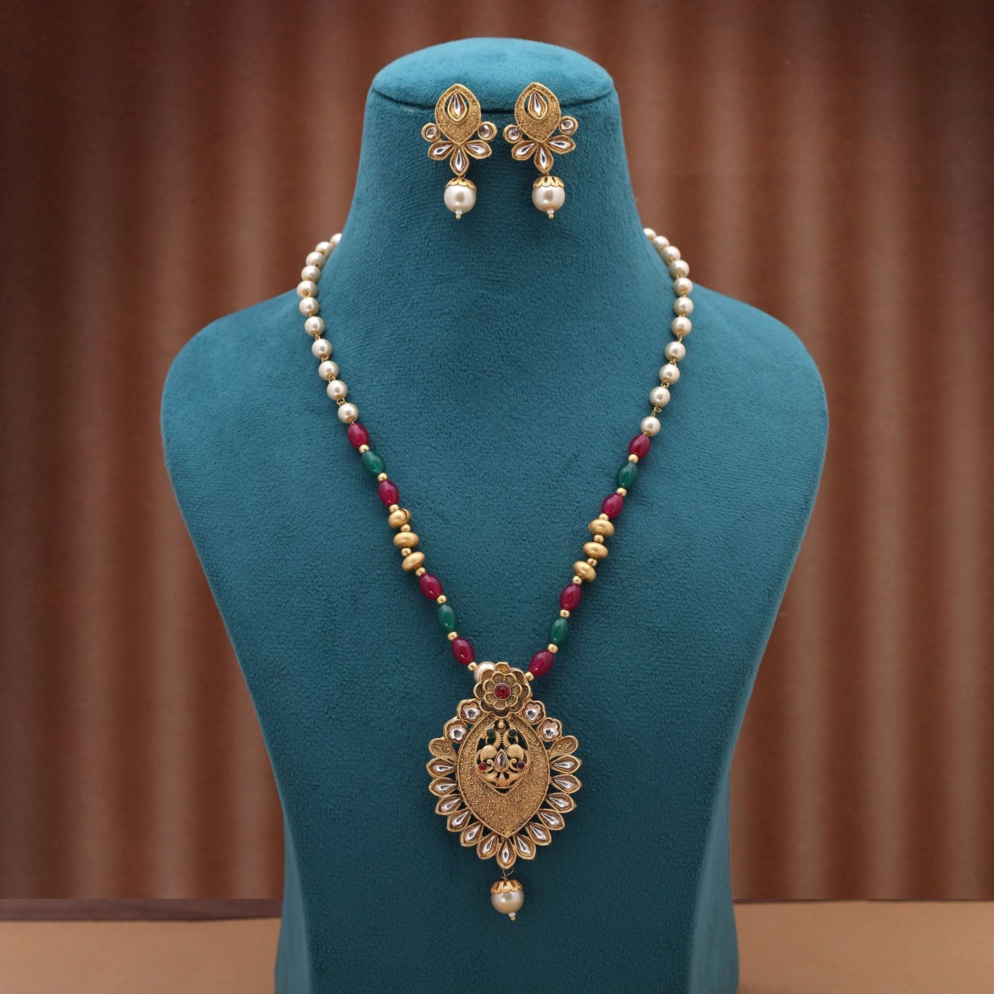 Rani & Green Color Matte Gold Necklace Set Designed For Grand Cultural Celebrations