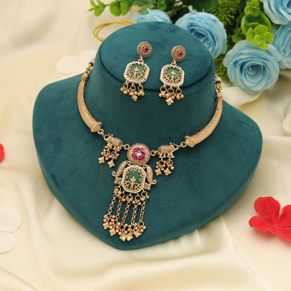 Rani & Green Farbe mattgoldenes Halsketten-Set, stilvolle traditionelle Schmuckkollektion für besondere Anlässe