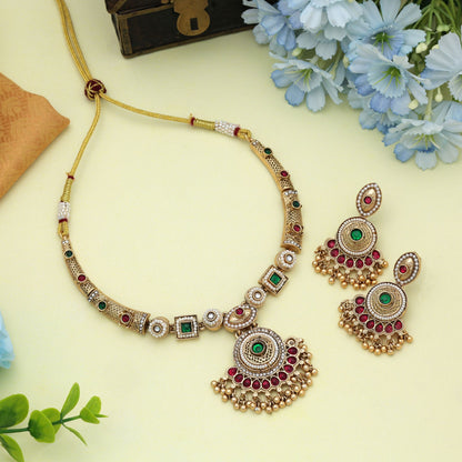 Rani & Grün Farbe Matte Gold Halskette Set Royal Designer Festliche Party Schmuck