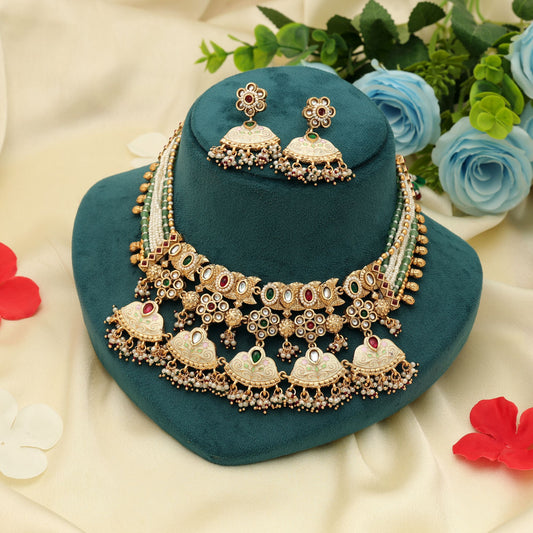 Mehrfarbiger Meena-Arbeit matter Gold-Halskette-Set Traditioneller festlicher Designer-Schmuck-Kollektion