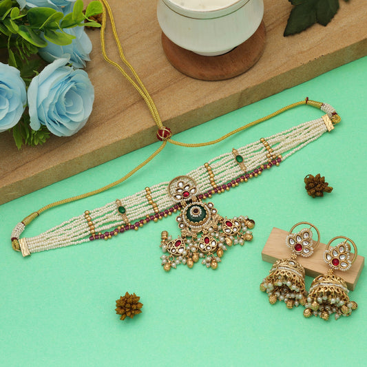 Halskette in Grün, mattgold, trendiges, festliches, traditionelles Schmuckset