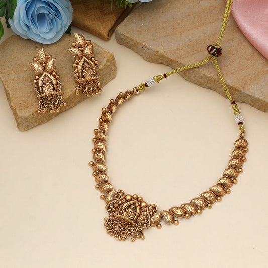 Königliches Goldfarbenes Mattgold-Halsketten-Set Braut Trend Kollektion