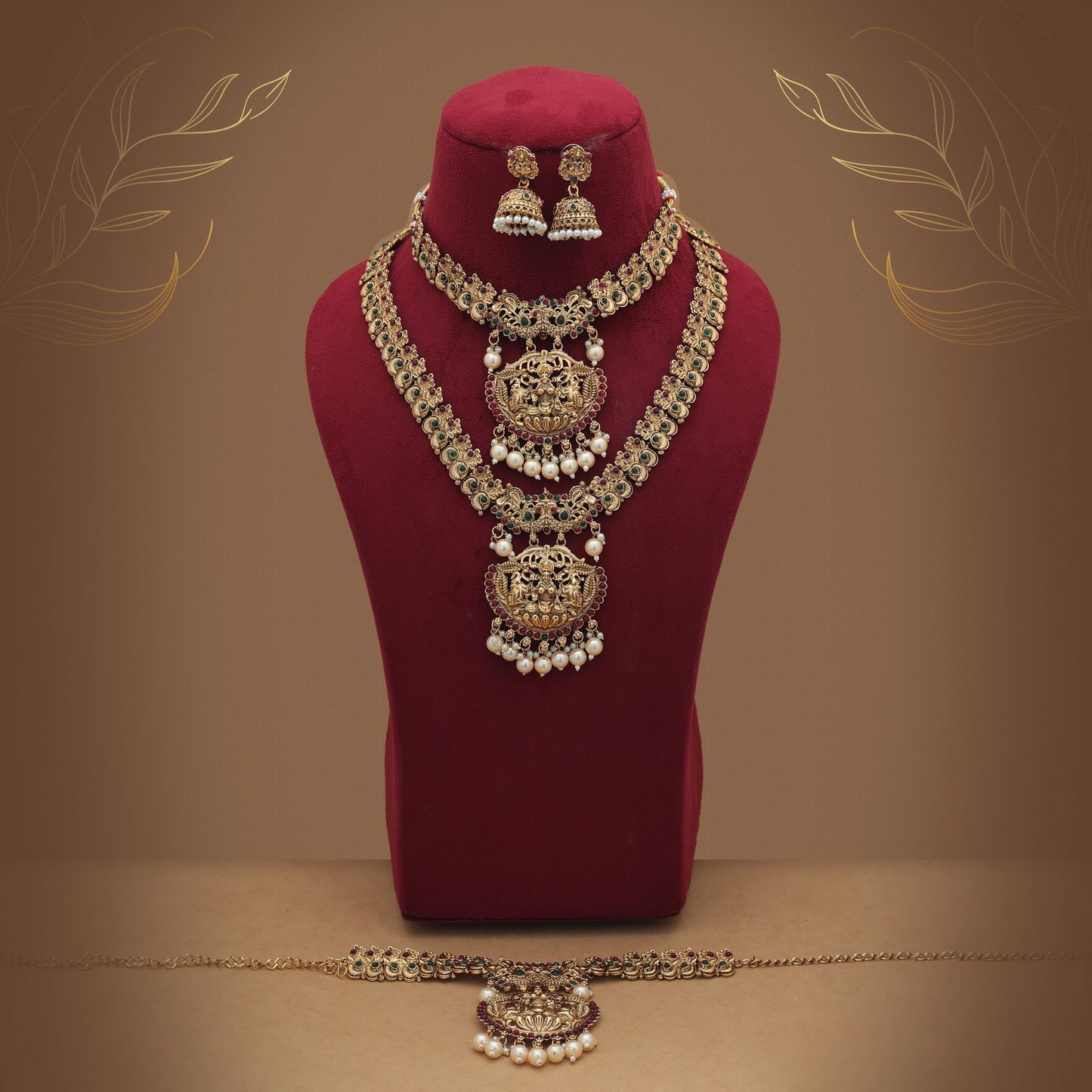 Stilvolles maroon-grünes Lord Laxmi langes Tempel-Halsketten-Set für Brautmode
