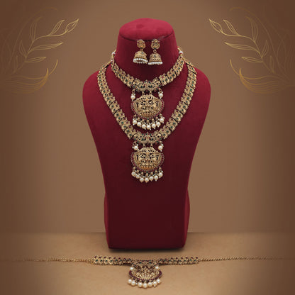 Stilvolles maroon-grünes Lord Laxmi langes Tempel-Halsketten-Set für Brautmode