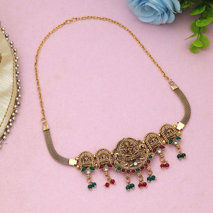Designer Maroon & Grün farbenes Choker-Tempel-Collier mit von Kulturerbe-Tempeln inspirierter Kunst