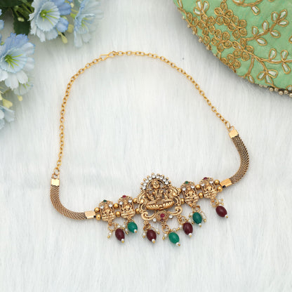 Premium dunkelrot-grüne Choker-Tempelkette für Hochzeiten und traditionelle Mode