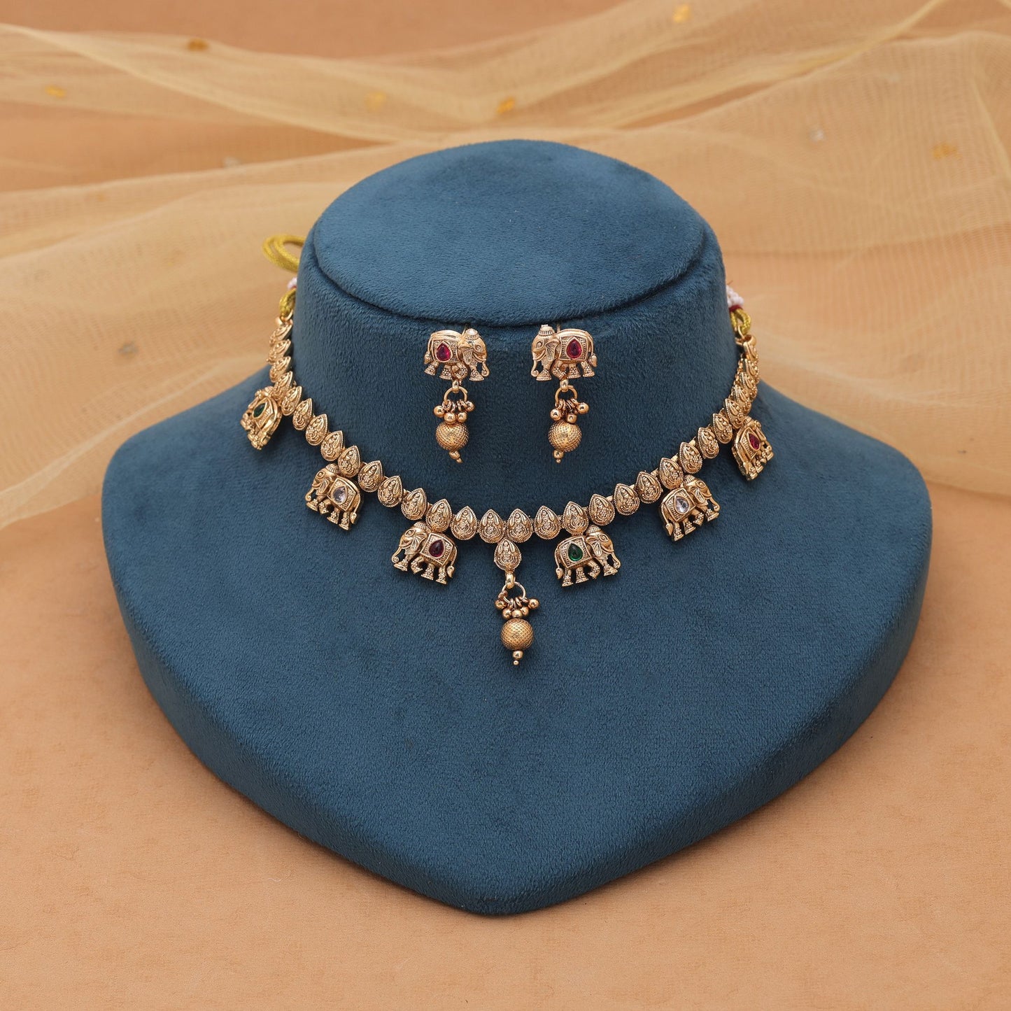 Rani & Green Color Kundan Necklace Set with Royal Matte Gold Touch