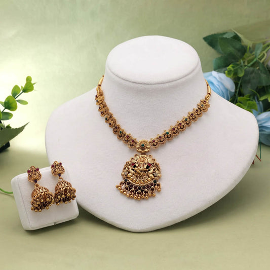 Maroon & Green Color Temple Necklace Set Featuring Stylish Ethnic Necklace Pattern
