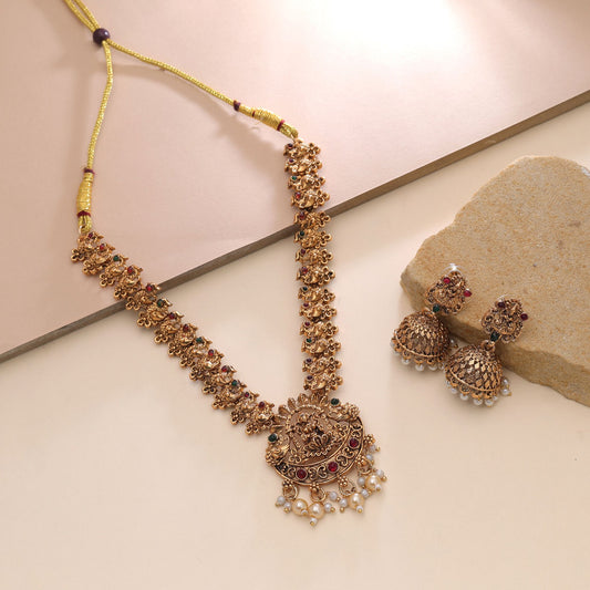 Maroon & Green Color Temple Necklace Set Featuring Classic Festive Occasion Look