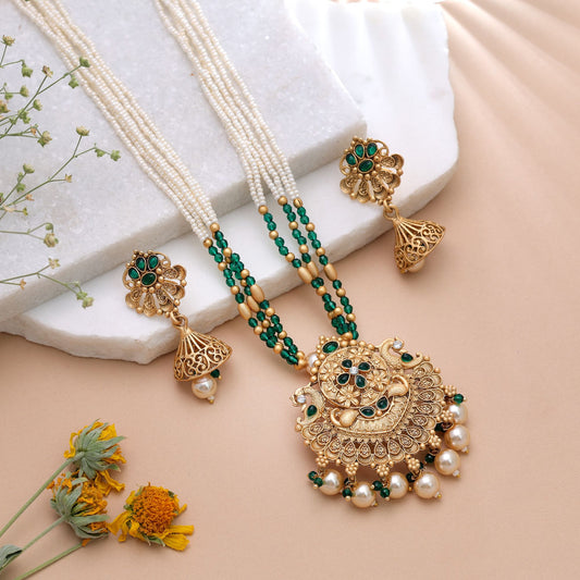 Green Color Temple Necklace Jewelry Set Featuring Artistic Traditional Jewelry Appeal